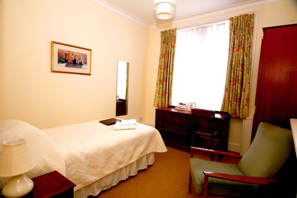 The Penn Club Bed & Breakfast London Exterior photo