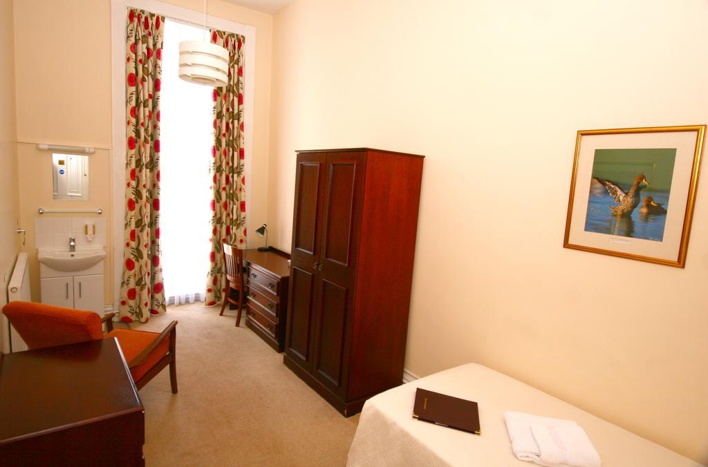 The Penn Club Bed & Breakfast London Exterior photo